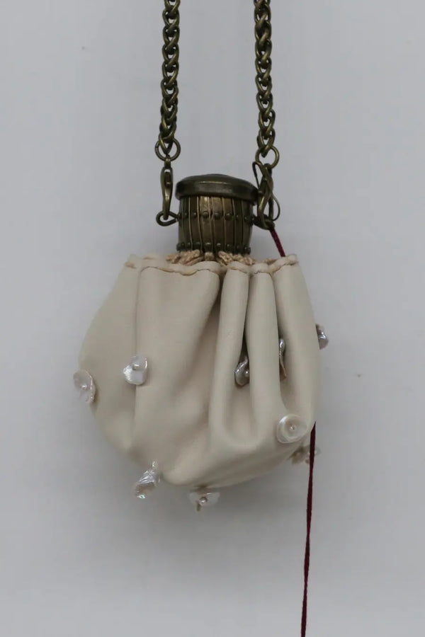 MUTEDANCE MD21SS65 goatskin sling bag